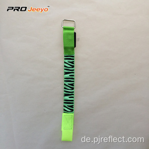 Reflektierendes geführtes grünes Zebra-Druck-Gurtband-Armband